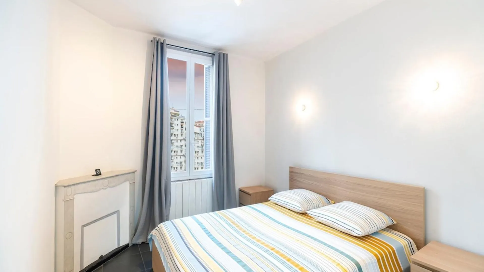 Apartment Bright And Modern 2 Bedroom In The Heart Of Antibes!